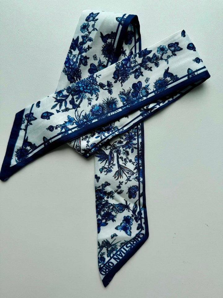 The Finishing Touch Scarf