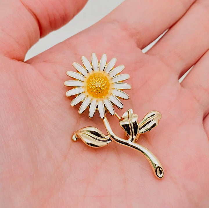 Daisy Brooch