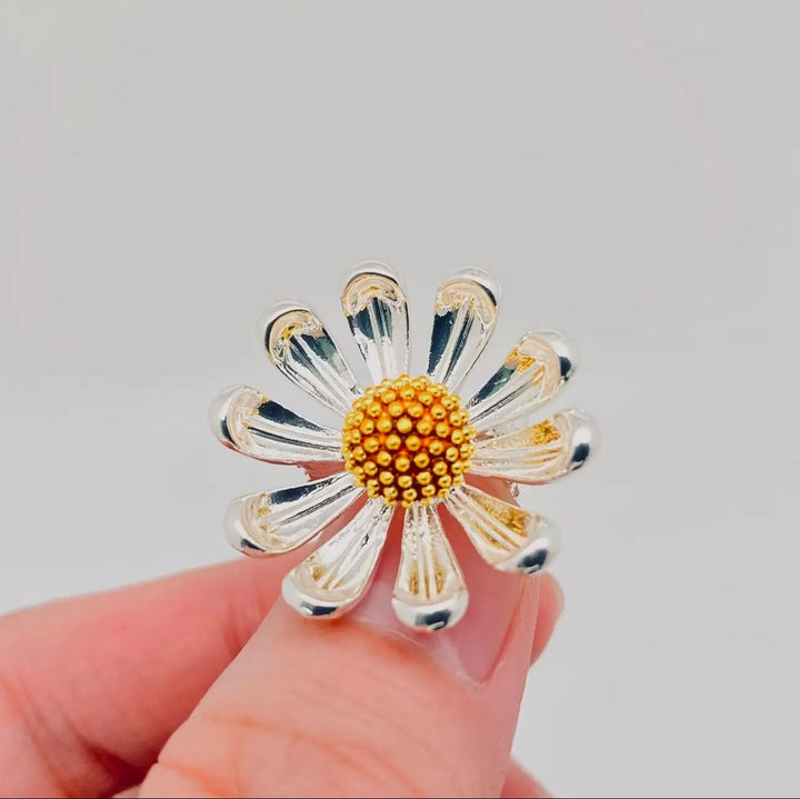 Little Daisy Brooch